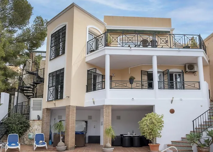 Miramar Burriana 10 Pax * Nerja